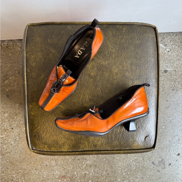 Prada Shoes - prada f/w 99 brown patent kitten heels